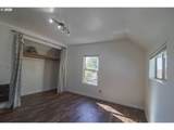 305 Adams St - Photo 19