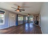 305 Adams St - Photo 3
