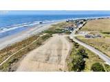 900 Old Coast Rd - Photo 4