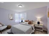 2226 Sumner St - Photo 20
