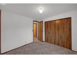 1199 Terry St - Photo 18