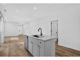 1005 Drake Ln - Photo 9