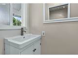 470 Hayden Island Dr - Photo 25