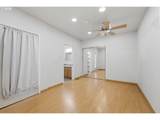 1002 Jq Adams St - Photo 12