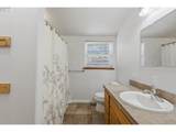1002 Jq Adams St - Photo 15