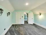 102 5TH St - Photo 32