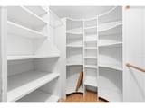 1029 Walnut St - Photo 22