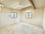 11880 Dupee Valley Rd - Photo 32