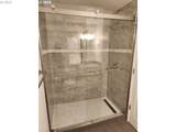 1040 Bay St - Photo 29
