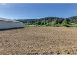 5143 Umpqua Highway 99 - Photo 16