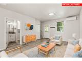 28 Lawrence St - Photo 8