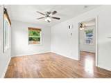 906 6TH St - Photo 20