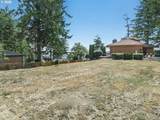 825 Highland Cir - Photo 14