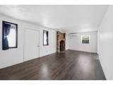 732 College St - Photo 5