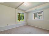 9540 Terwilliger Blvd - Photo 20