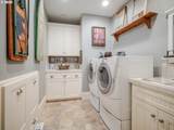 360 Hilltop Dr - Photo 26