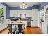1067 Oak St - Photo 12