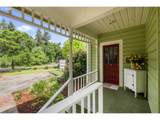 1067 Oak St - Photo 4