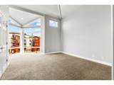 8135 Seneca St - Photo 12
