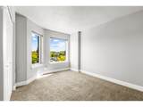 8135 Seneca St - Photo 14