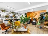 8135 Seneca St - Photo 17