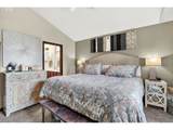 810 9TH St - Photo 32