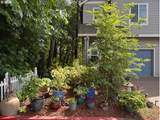 810 9TH St - Photo 5