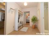 125 11TH St - Photo 12