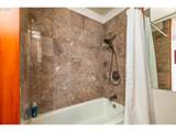 1172 Hawthorne Dr - Photo 20