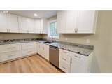 552 D St - Photo 10