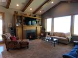 1115 Clark Dr - Photo 16