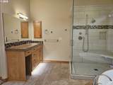 1115 Clark Dr - Photo 33