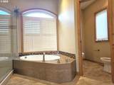 1115 Clark Dr - Photo 35