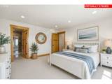 670 Hillsdale St - Photo 30