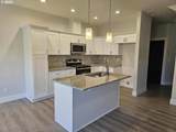 453 12th St - Photo 5