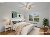 2211 Halsey St - Photo 19