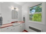 2211 Halsey St - Photo 23