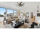 1597 Goodwin St - Photo 14