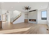 1597 Goodwin St - Photo 21