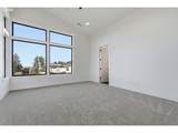 1597 Goodwin St - Photo 25