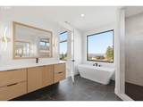 1597 Goodwin St - Photo 28