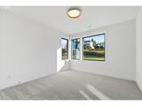1597 Goodwin St - Photo 33