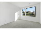 1597 Goodwin St - Photo 35