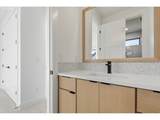 1597 Goodwin St - Photo 38