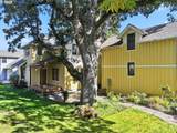 1806 Columbia St - Photo 2