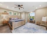 2148 Lomond Ave - Photo 24