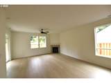 845 Oakleaf Way - Photo 15