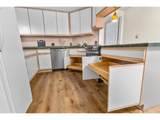 1600 Rhododendron Dr - Photo 10