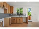 2902 Mcloughlin Blvd - Photo 16