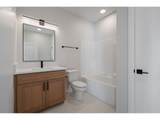 2902 Mcloughlin Blvd - Photo 21